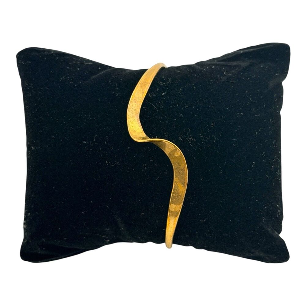 Artisan Curved Serpentine Copper cuff bracelet Gold Tone open ended MT Stamped